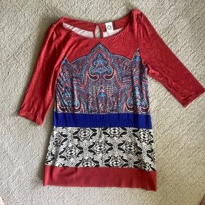 Akemi + Kin tunic from Anthropologie. Size Small